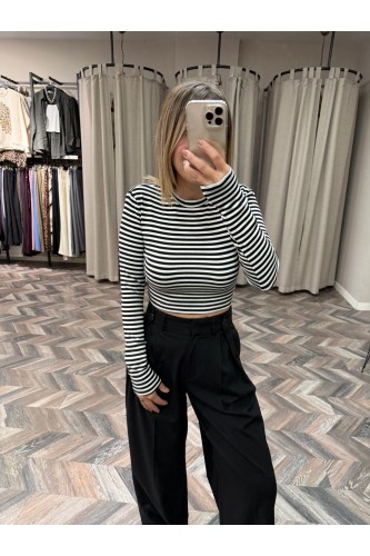 8417-31232 UZUN KOLLU CROP TOP