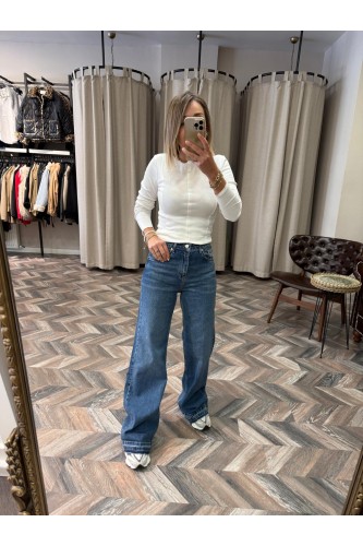 8563-PAÇASI DETAYLI BOL PAÇA JEANS