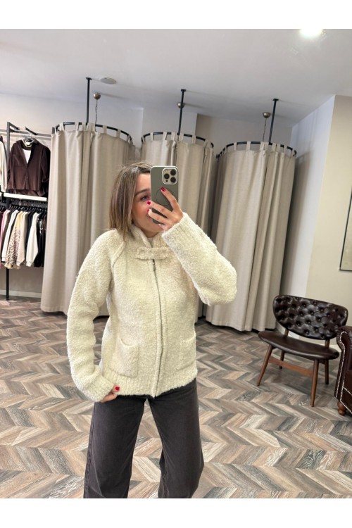 10138-3184 FERMUARLI HAKİM YAKA HIRKA