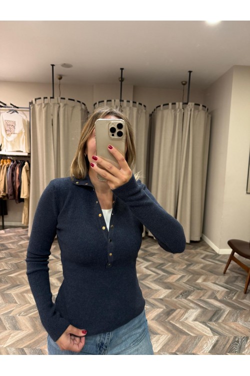 9037-10686 DİK YAKA ÇITÇITLI TRİKO