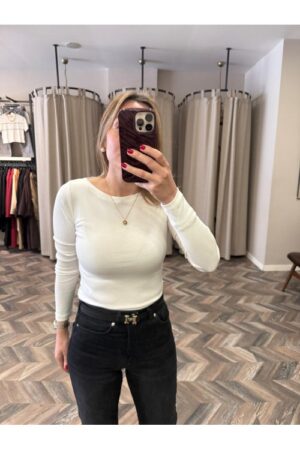 9089-16483 GENİŞ YAKALI BLUZ