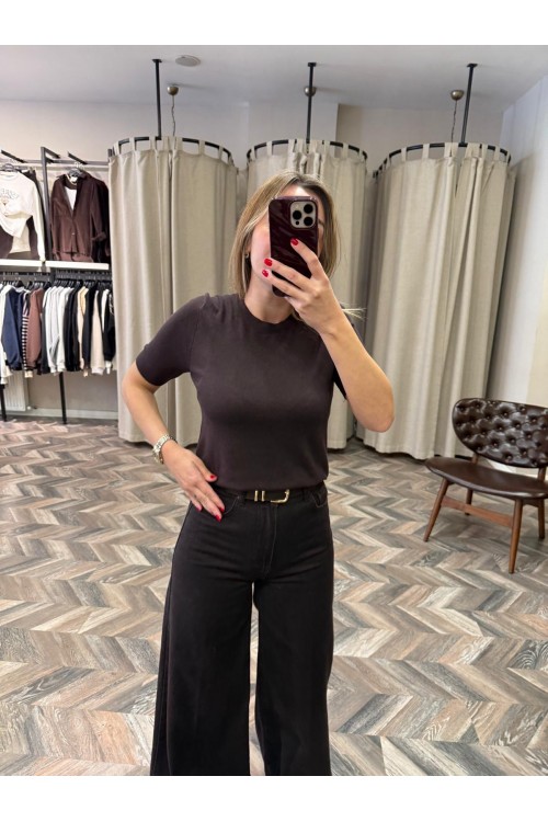 9806-10779 BİS YAKA KISAKOL TRİKO