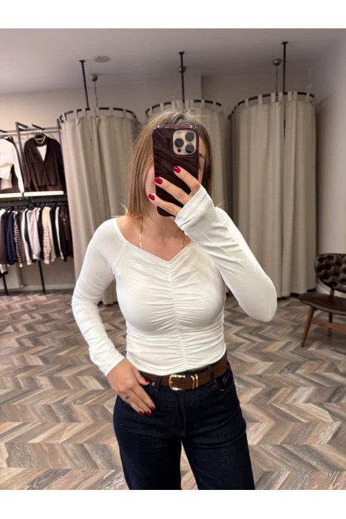 10093-32089 OMUZLARI AÇIK BÜZGÜLÜ TOP