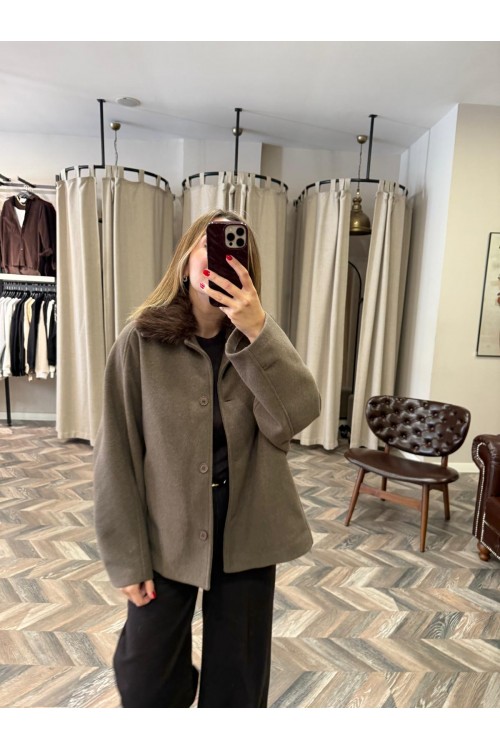 10122-250665 KÜRK YAKA KAŞE KABAN