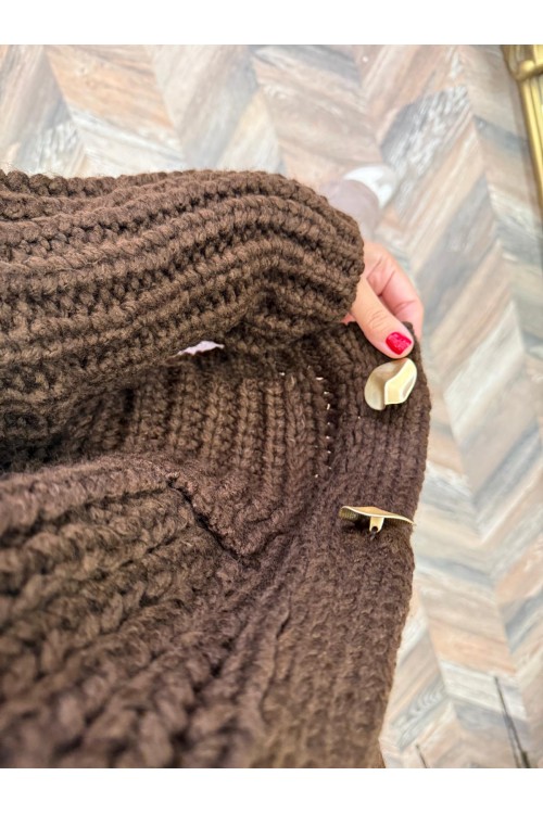 10131-60961 CEPLİ DÜĞMELİ TRİKO HIRKA