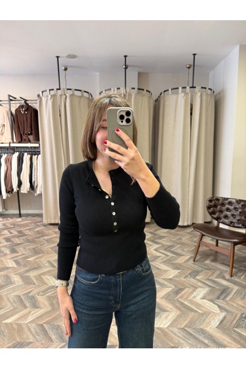 10144-10819 YÜNLÜ DÜĞMELİ TRİKO KAZAK