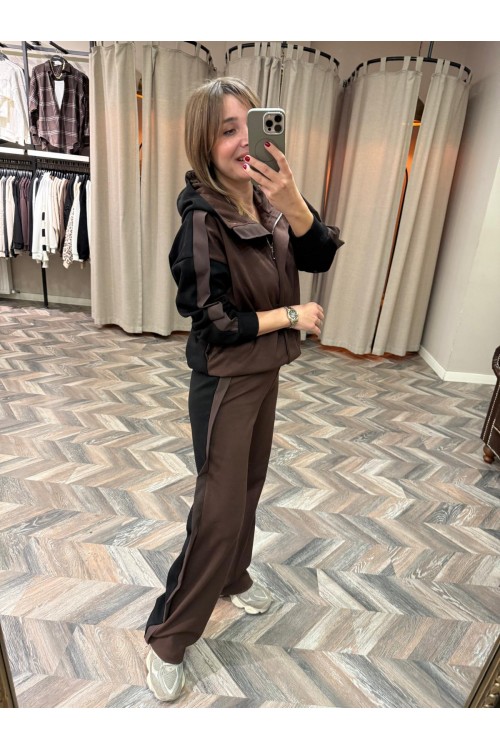 10187-250739 GARNELİ EŞOFMAN TAKIM