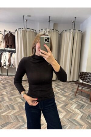 10189-31391 DİK YAKA UZUN KOLLU TOP