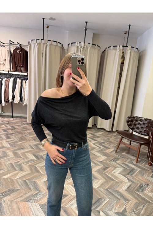 10239-251072 TEK OMUZ BLUZ