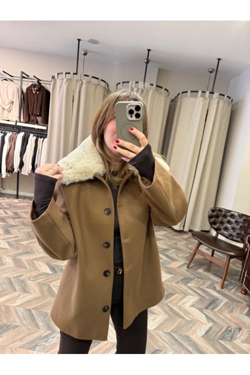 10225-01342 YAKASI KÜRKLÜ KABAN