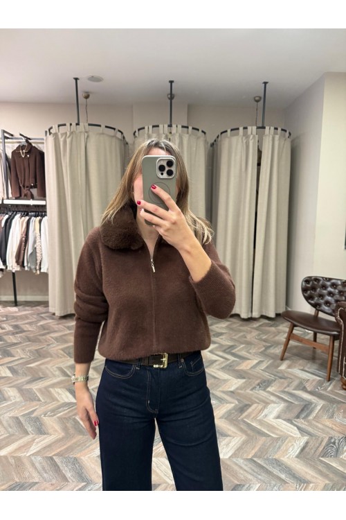 10230-25444 YAKASI KÜRKLÜ FERMUARLI HIRKA