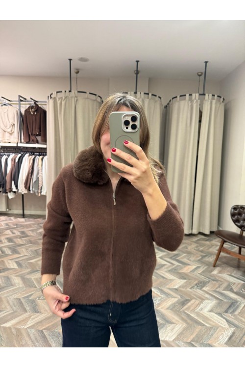 10230-25444 YAKASI KÜRKLÜ FERMUARLI HIRKA