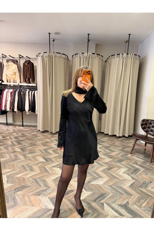 10268-7778 FULARLI SATEN ELBİSE