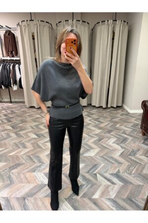 10251-10838 KAYIK YAKA KEMERLİ KAZAK