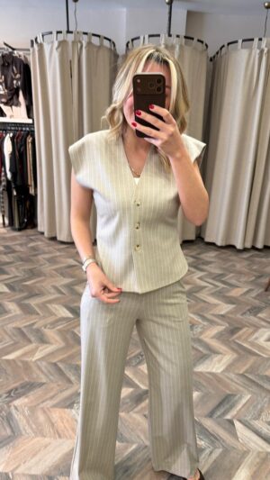 60607-ÇİZGİLİ YELEK