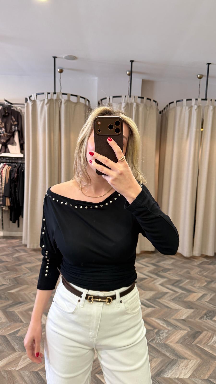 17431-TAŞLI TİŞÖRT