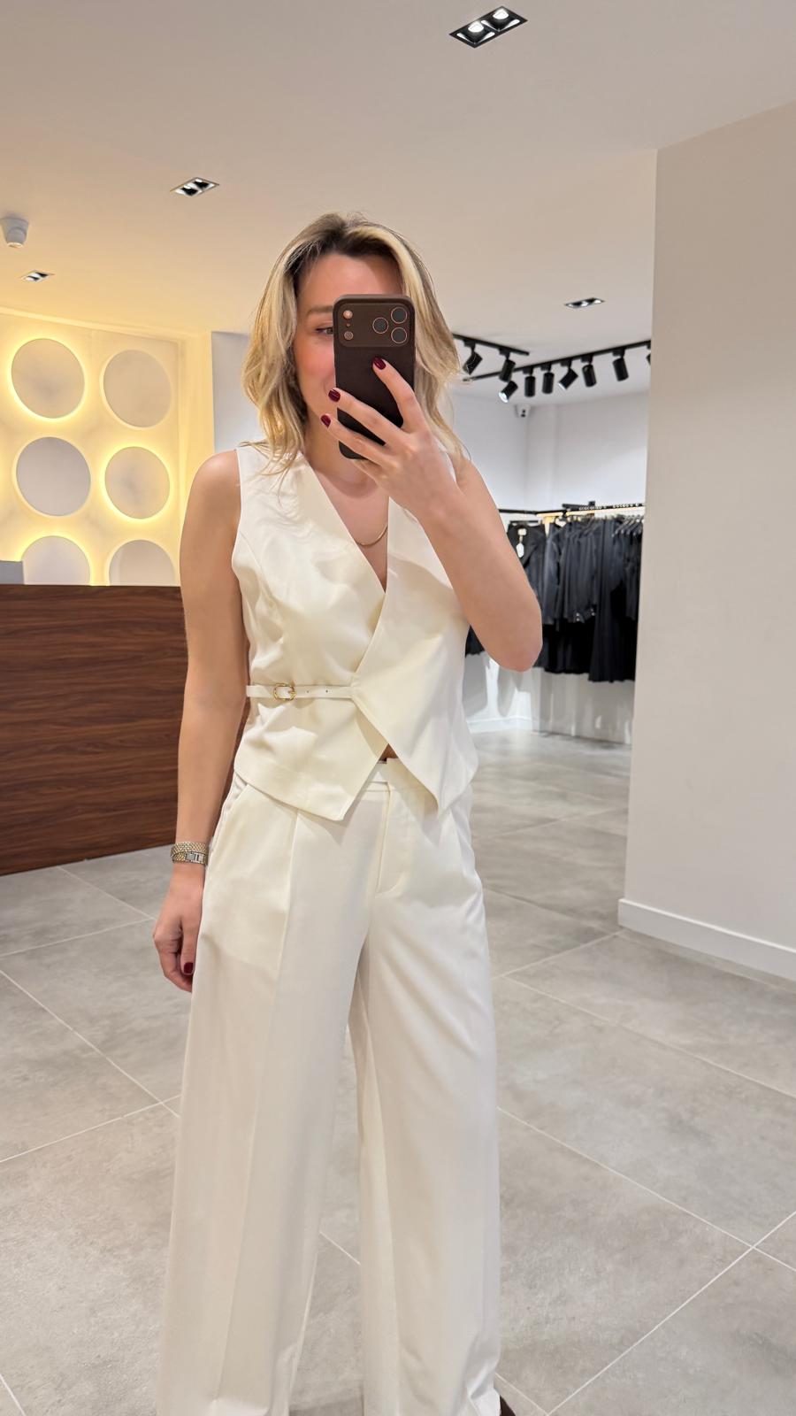 60611-KRUVAZE KEMERLİ YELEK