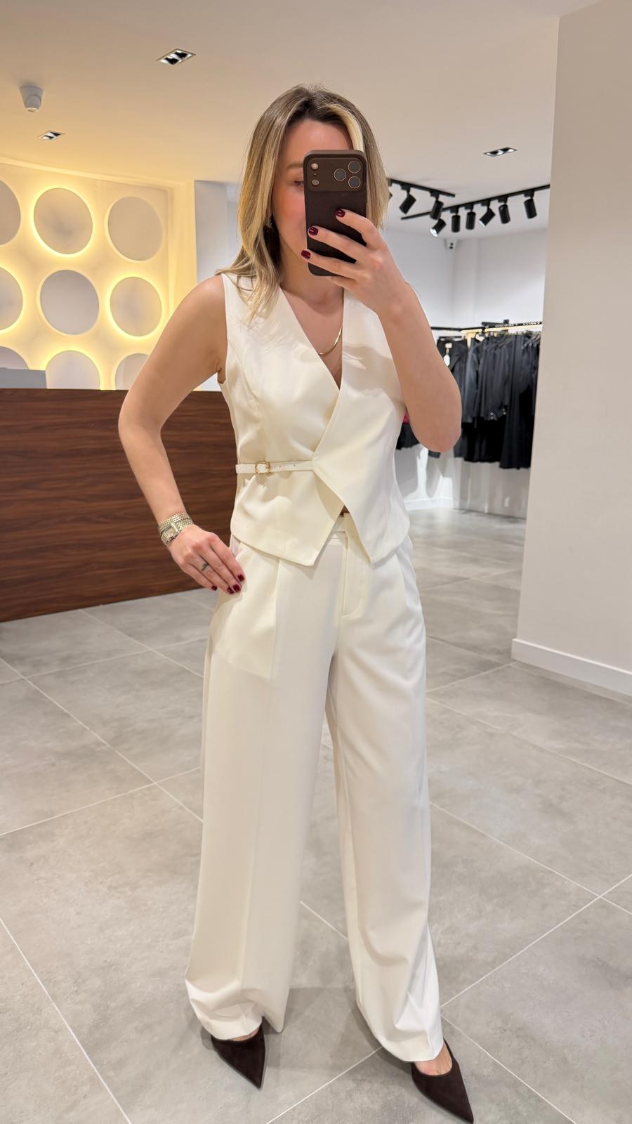 60611-KRUVAZE KEMERLİ YELEK