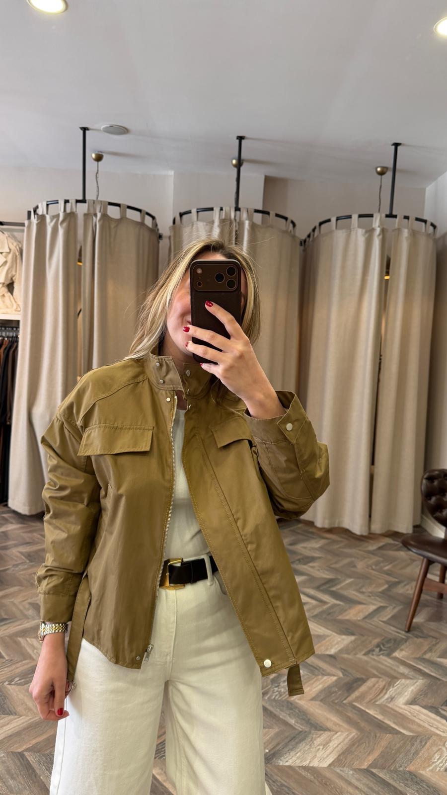 8056-KOLU PENSLİ CEKET