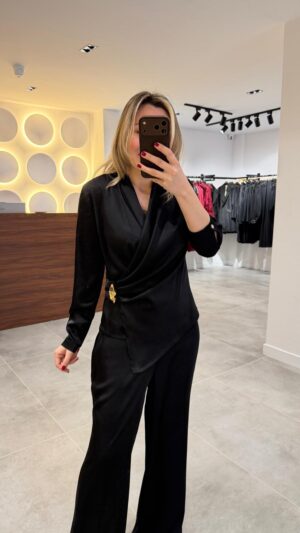 251270-KURUVAZE YAN TOKALI BLUZ