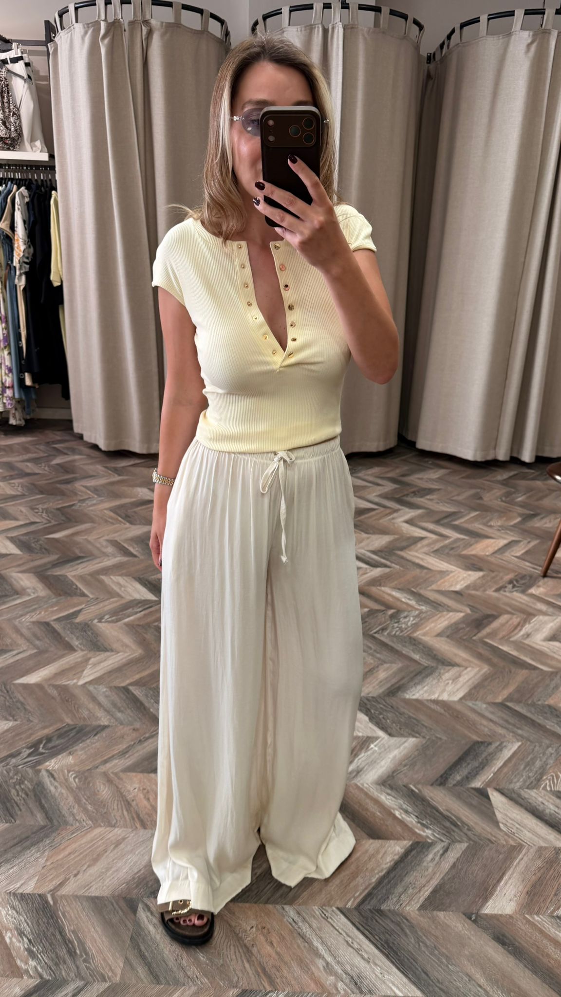 31887-DÜĞMELİ KISA KOLLU TOP