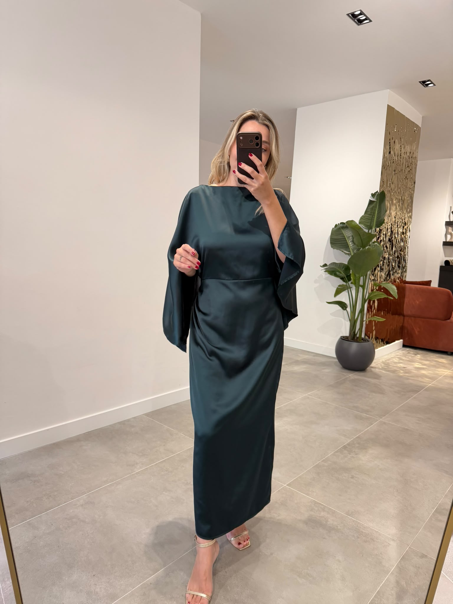 252767-KAYIK YAKA ELBİSE