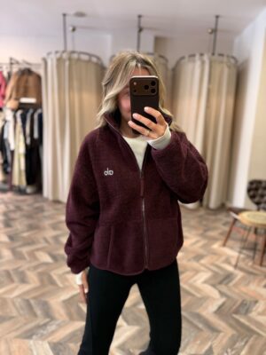 3232-HIRKA